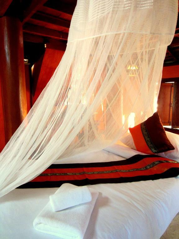 Golden Teak Homestay Маэ-Рим Экстерьер фото