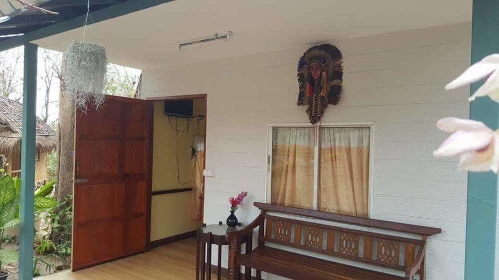 Golden Teak Homestay Маэ-Рим Экстерьер фото
